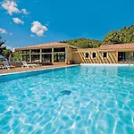 Club Bleues Domaine De Chateau Laval 3*