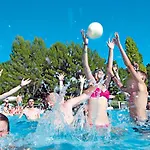 Club Bleues Domaine De Chateau Laval Resort Greoux-les-Bains