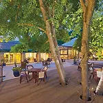 Resort Club Bleues Domaine De Chateau Laval