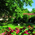 Club Bleues Domaine De Chateau Laval 3*