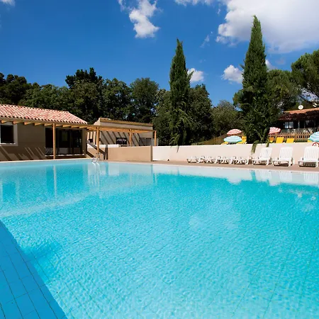 Club Bleues Domaine De Château Laval