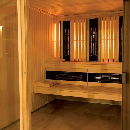 Club Bleues Domaine De Chateau Laval Курортный комплекс