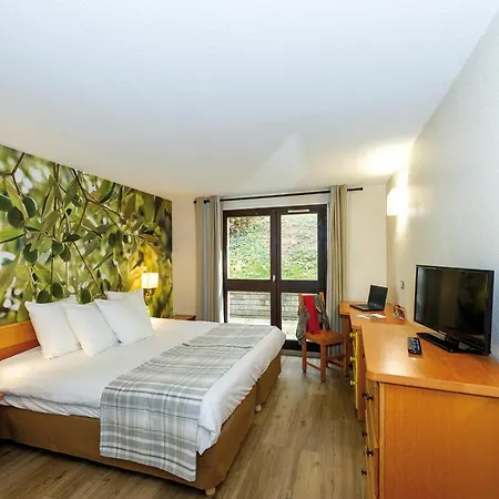 Resort Club Bleues Domaine De Chateau Laval 3*