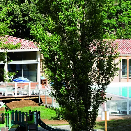 Club Bleues Domaine De Chateau Laval 3*