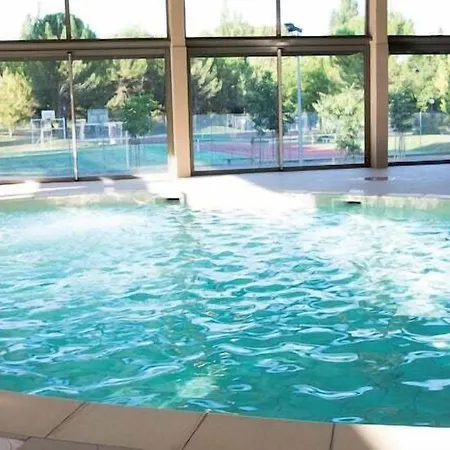 Rezort Club Bleues Domaine De Chateau Laval