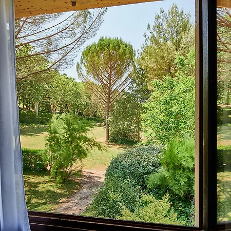 Club Bleues Domaine De Chateau Laval Rezort 3*