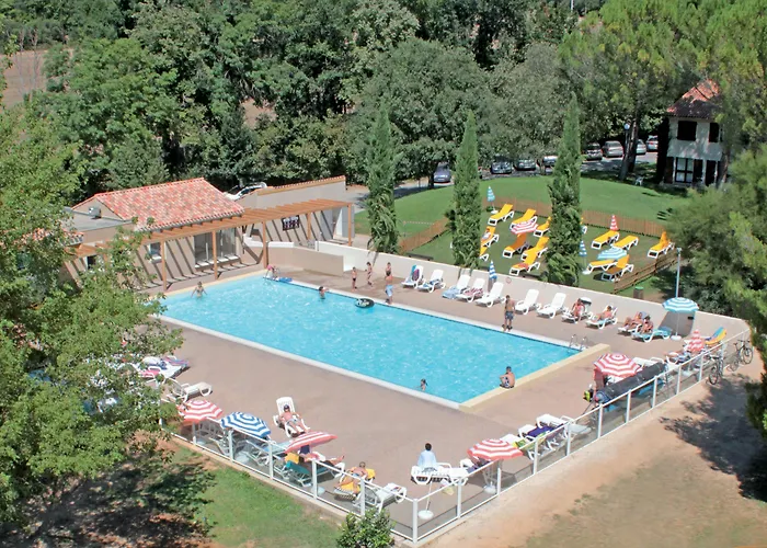 Club Bleues Domaine De Château Laval Gréoux-les-Bains