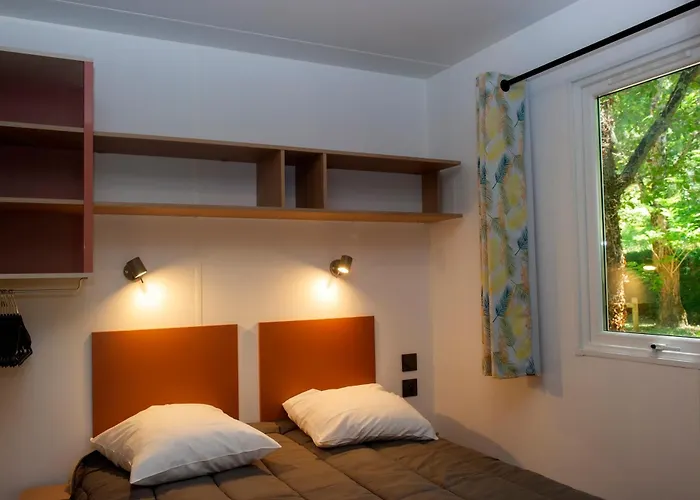 Club Bleues Domaine De Chateau Laval 3* Greoux-les-Bains