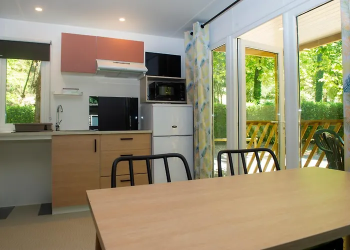 Club Bleues Domaine De Chateau Laval Greoux-les-Bains