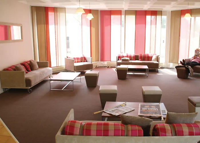 Club Bleues Domaine De Chateau Laval Resort