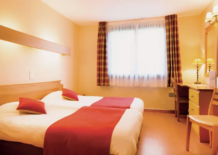 Club Bleues Domaine De Chateau Laval 3*