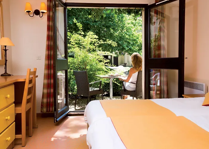 Club Bleues Domaine De Chateau Laval Resort Greoux-les-Bains