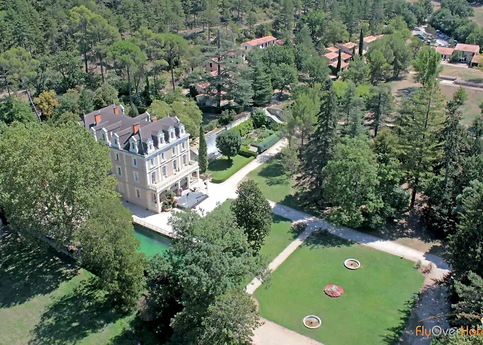 Club Bleues Domaine De Château Laval Station touristique 3*